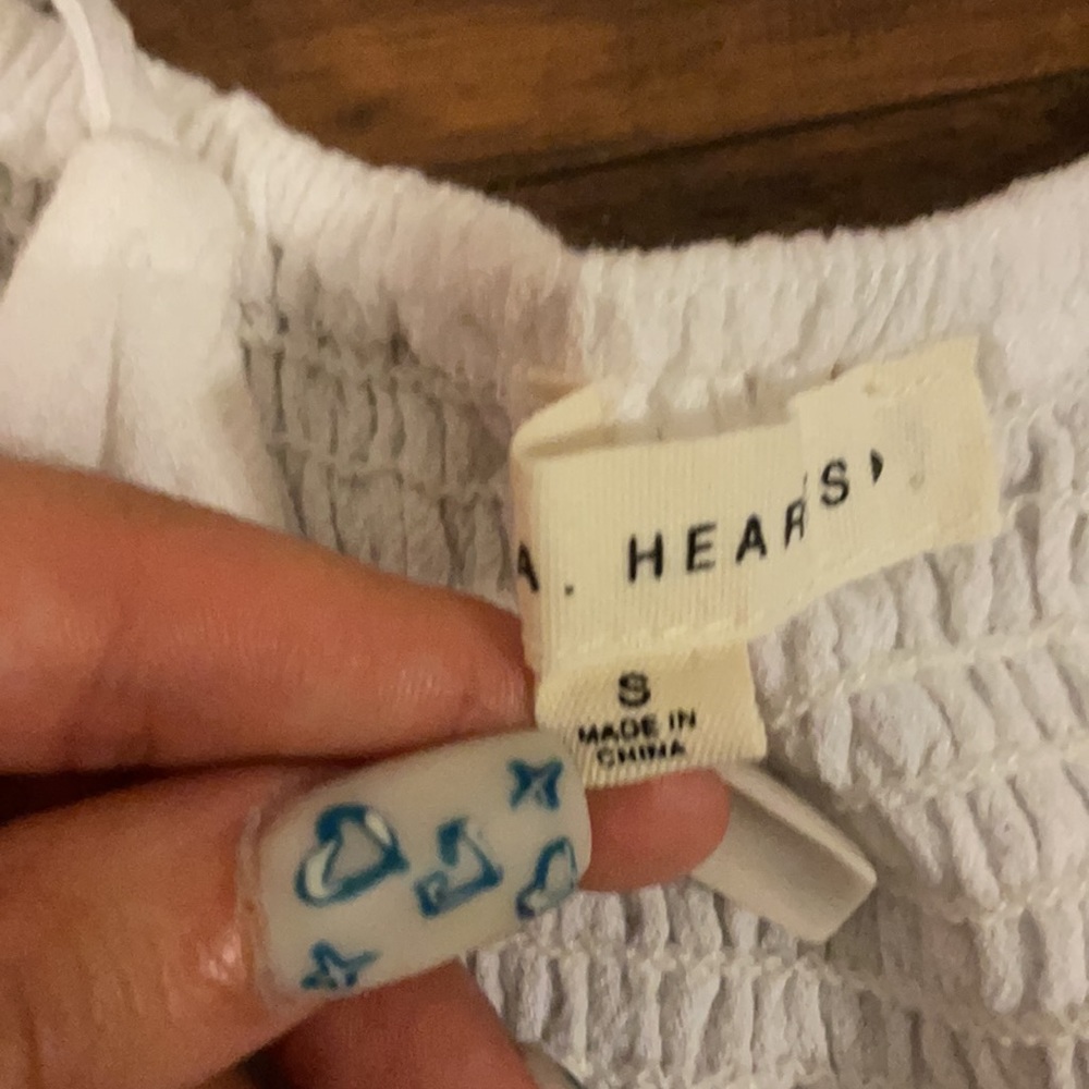 New Without Tags L.A. HEARTS White Frilly Crop Top - Picture 13 of 16